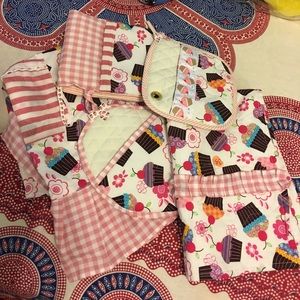 Homemade Cup cake kitchen accesories set