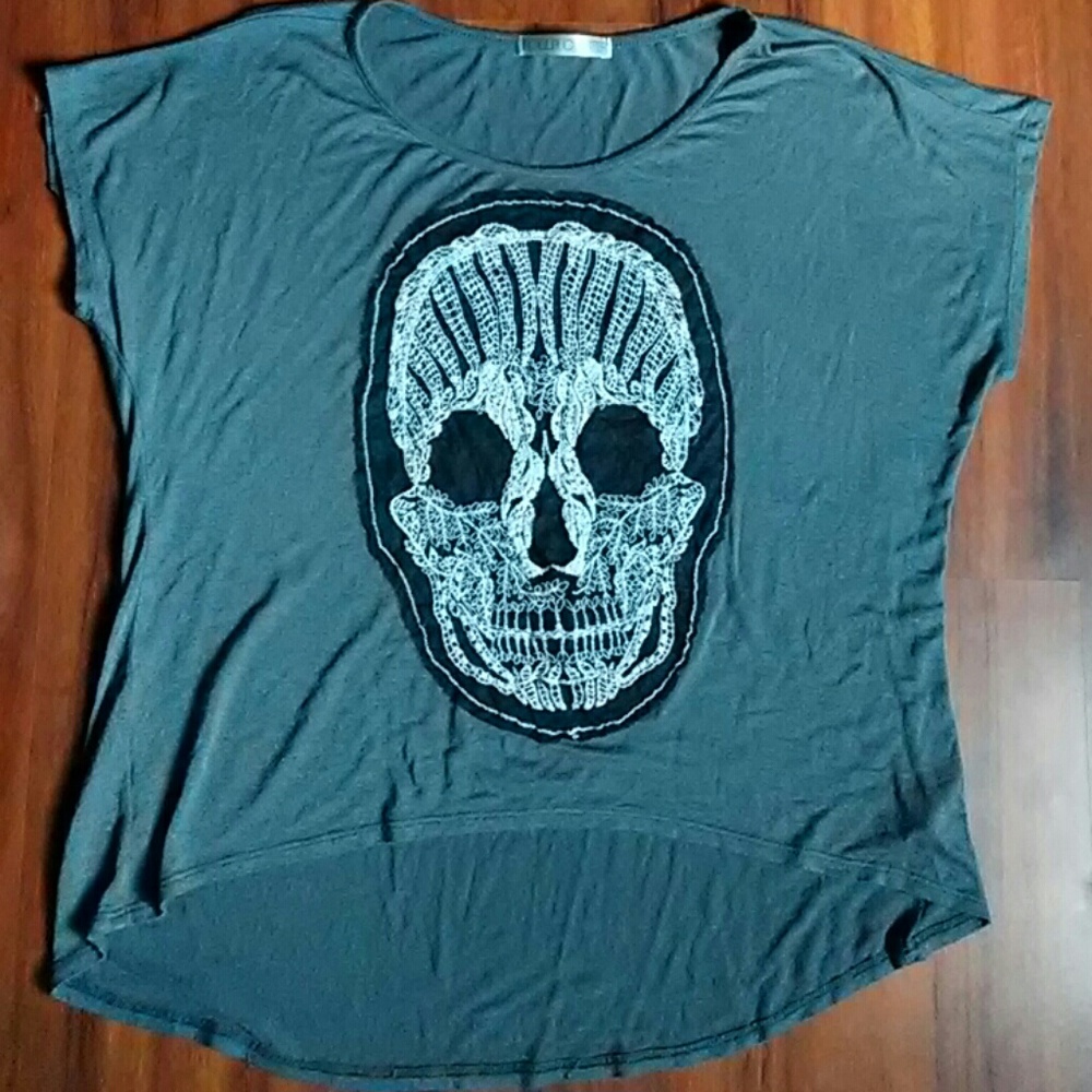 Skull Tee