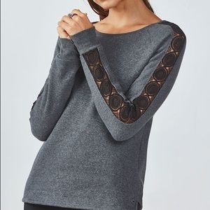 Fabletics pull over