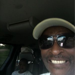 Meet your Posher, Gilbert