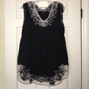 A Pea in the Pod Sleeveless Black Maternity Tunic