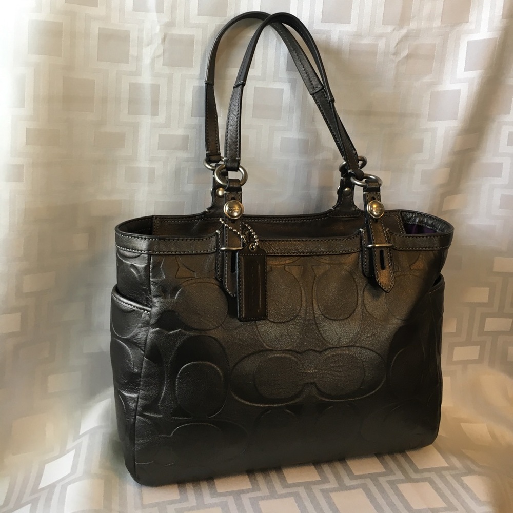 Perfect Condition Coach Classic Pewter Handbag