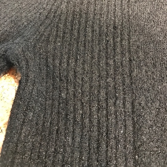 Fabulous with attractive asymmetrical collar💕 - Picture 7 of 8