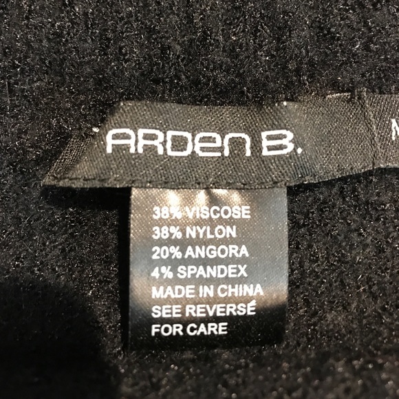 Fabulous with attractive asymmetrical collar💕 - Picture 8 of 8