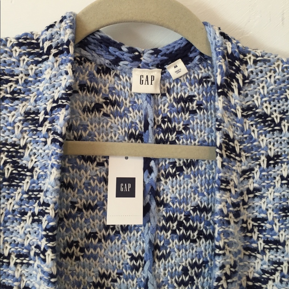 🌟GAP blue knit cardigan 💙 - Picture 4 of 8