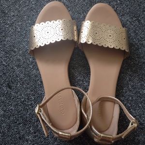 Old navy gold sandals