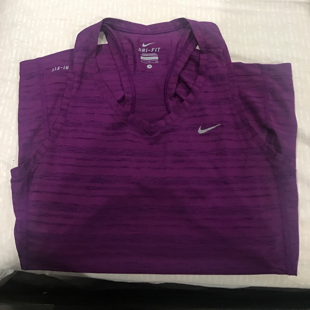 Nike tank