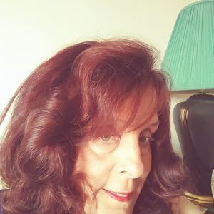 Meet your Posher, Pam