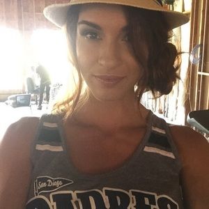 Meet your Posher, Stacey