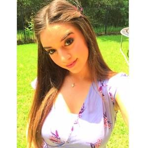 Meet your Posher, Vivian