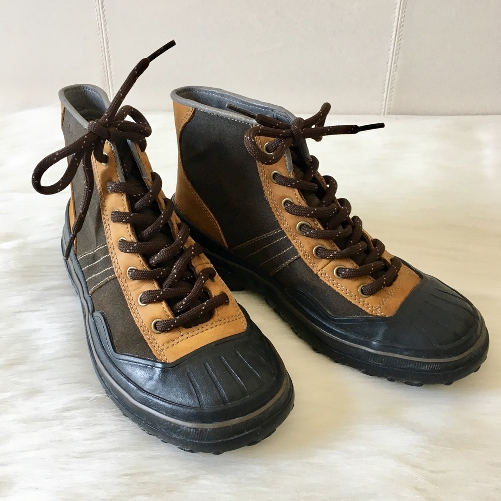 Clarks Leather Waterproof Muckers