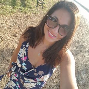 Meet your Posher, Daniela