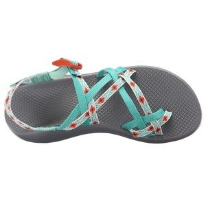 Woman's size 9 chacos
