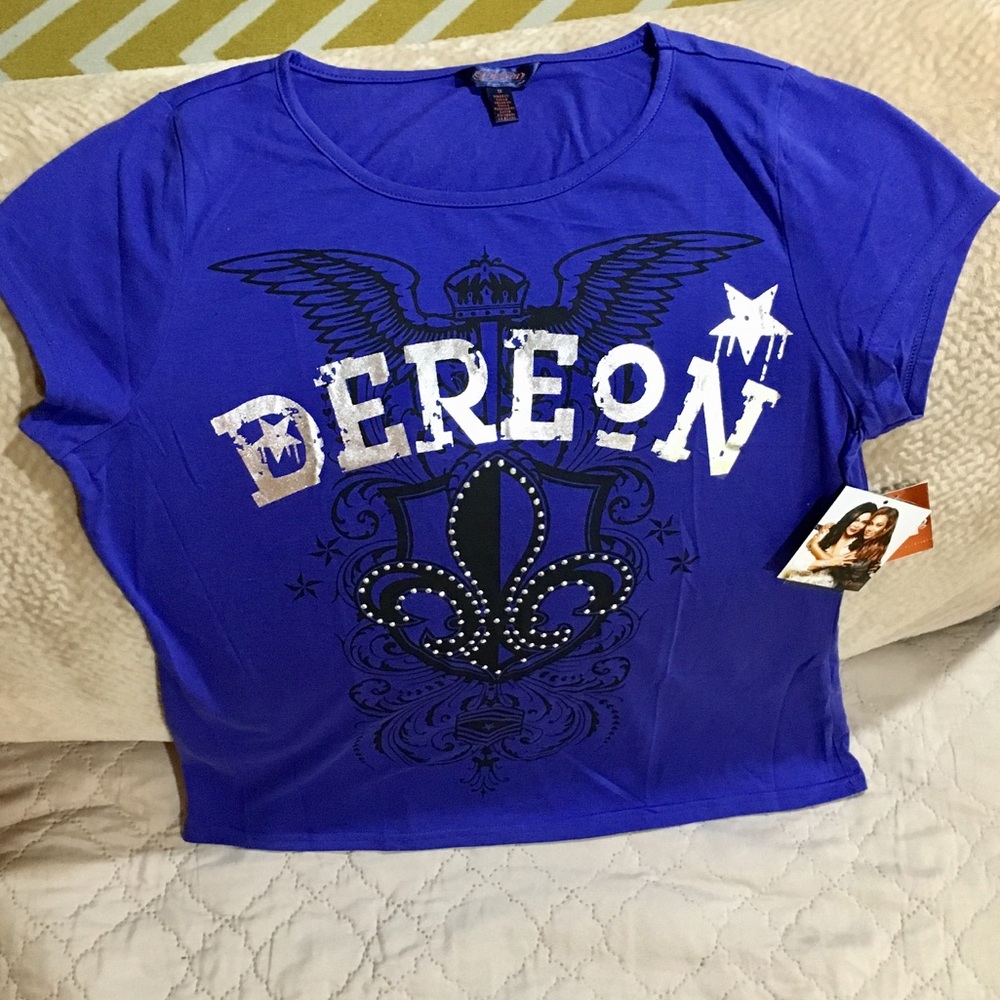 Dereon New w/tags Blue Top w/ front designing