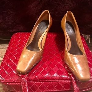 aerosoles envy pumps