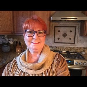 Meet your Posher, Pam