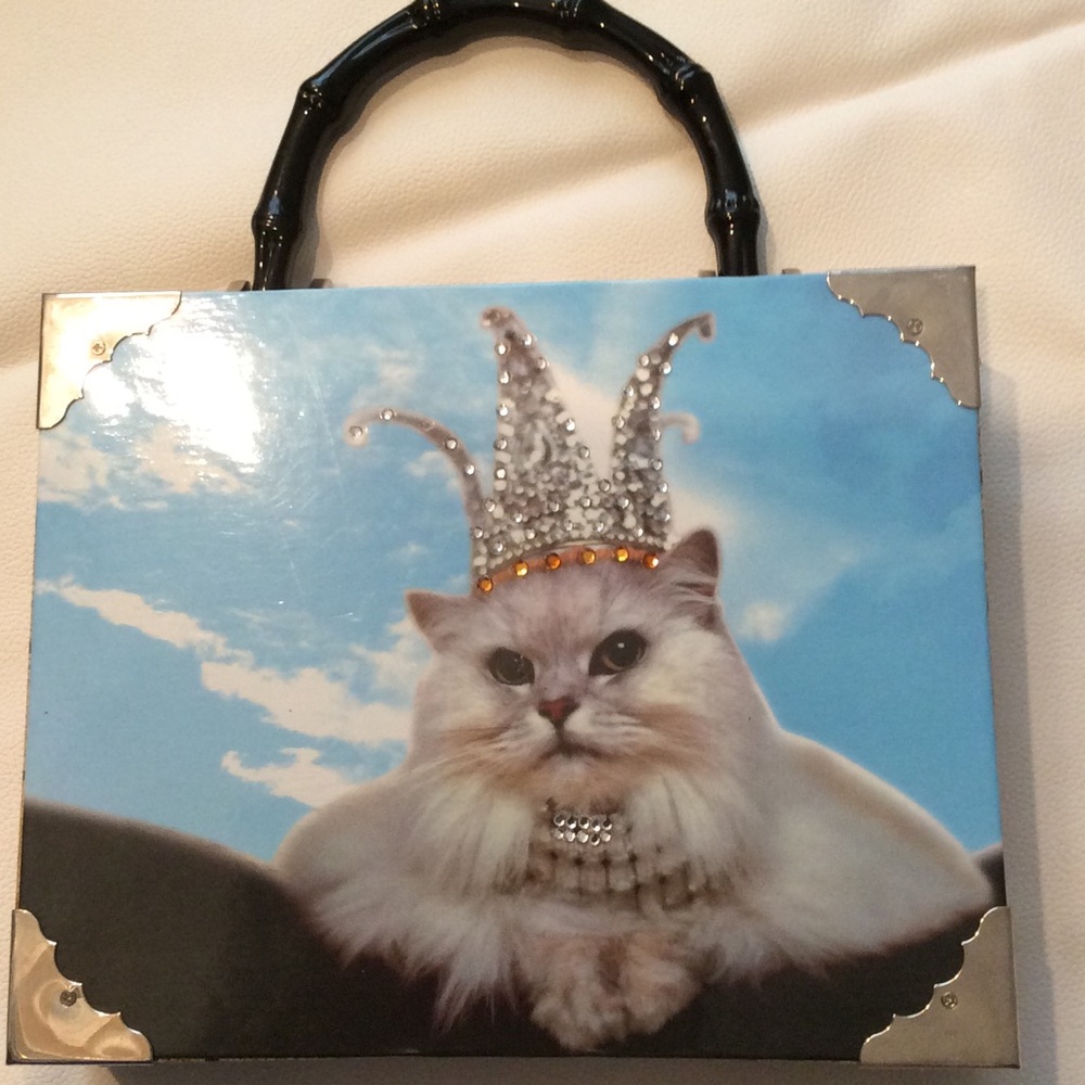 Cat Queen Cigar Box Bag and Matching Coin Purse.