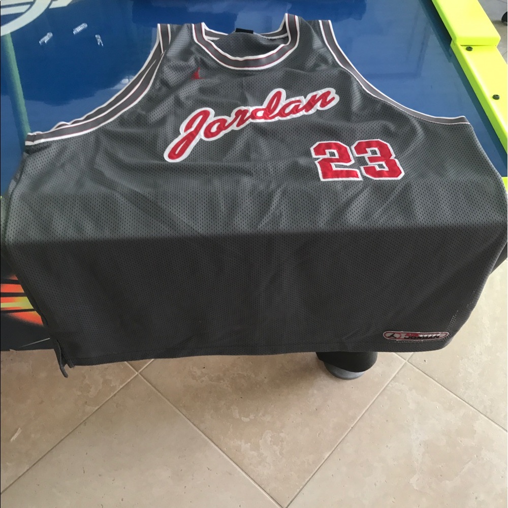Men's top
