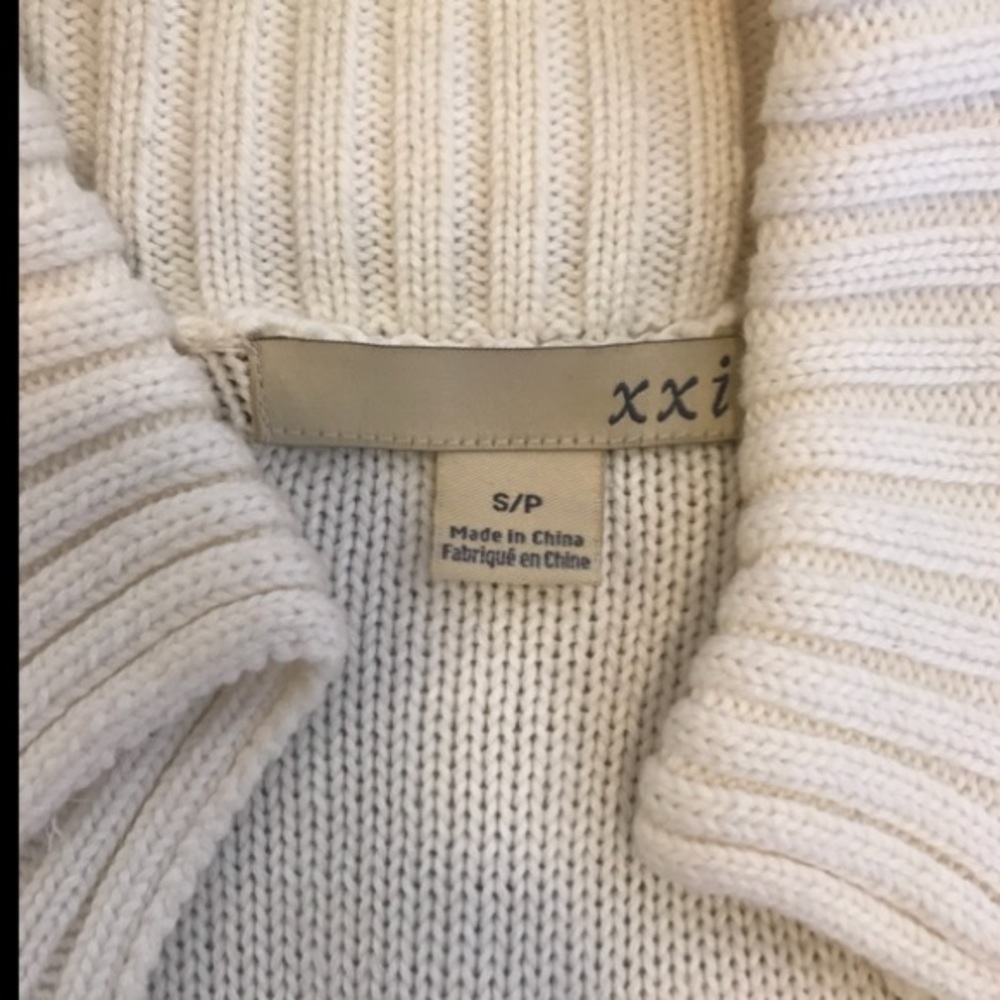 Gold Button Sweater Vest - Picture 3 of 3