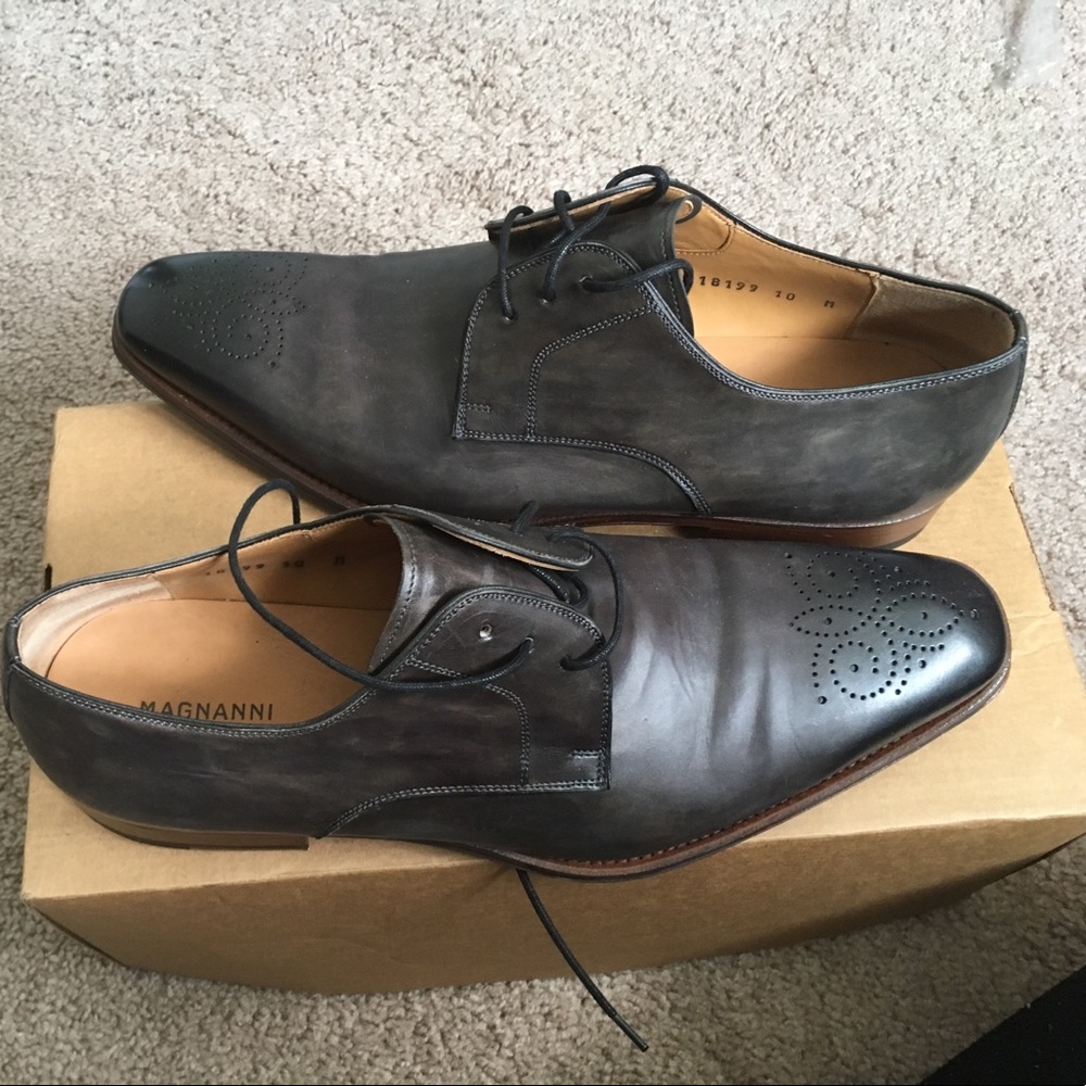 New / Magnanni- Gerardo in Grey / style # 18199