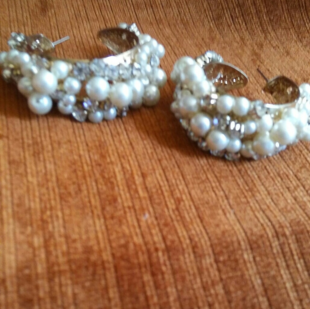 Gold & pearl vintage hoops