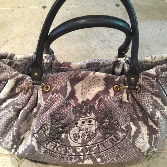 Juicy Couture Handbags - JUICY COUTURE LARGE PLUSH STUNNING PURSE