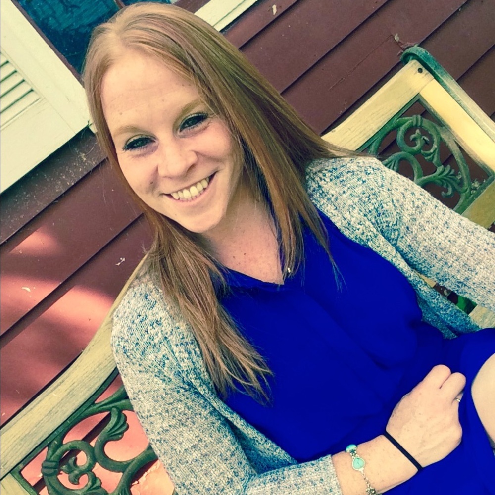 Meet your Posher, Lauren