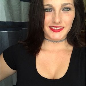 Meet your Posher, Francesca