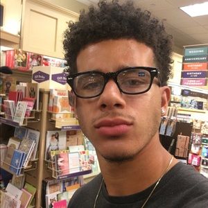 Meet your Posher, Brandon