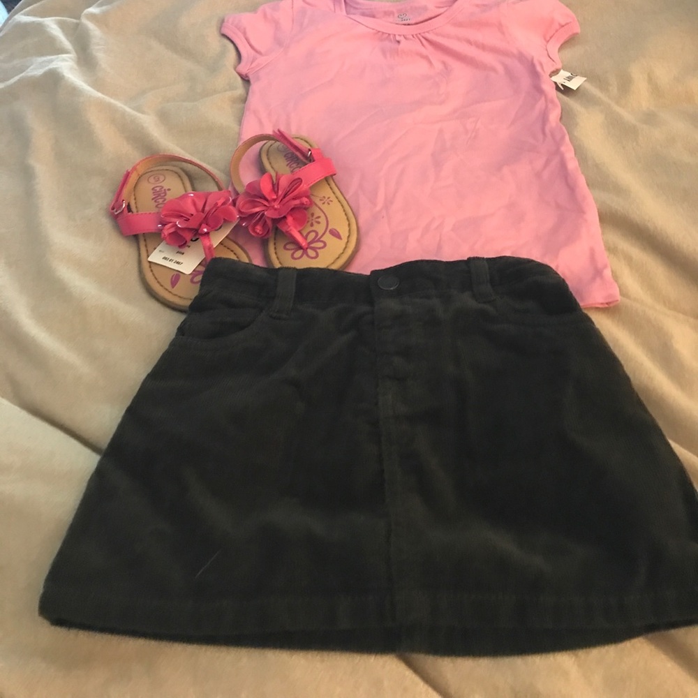 NWT 3t girls skirt and t shirt with size 9sandals - Picture 1 of 4