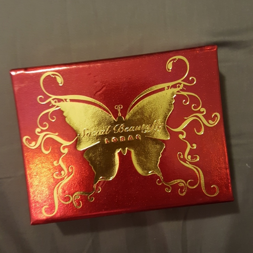 Lorac Social Butterfly Palette