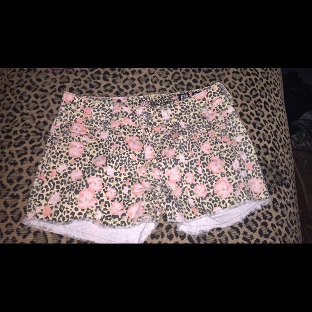 Used woman's miss me shorts