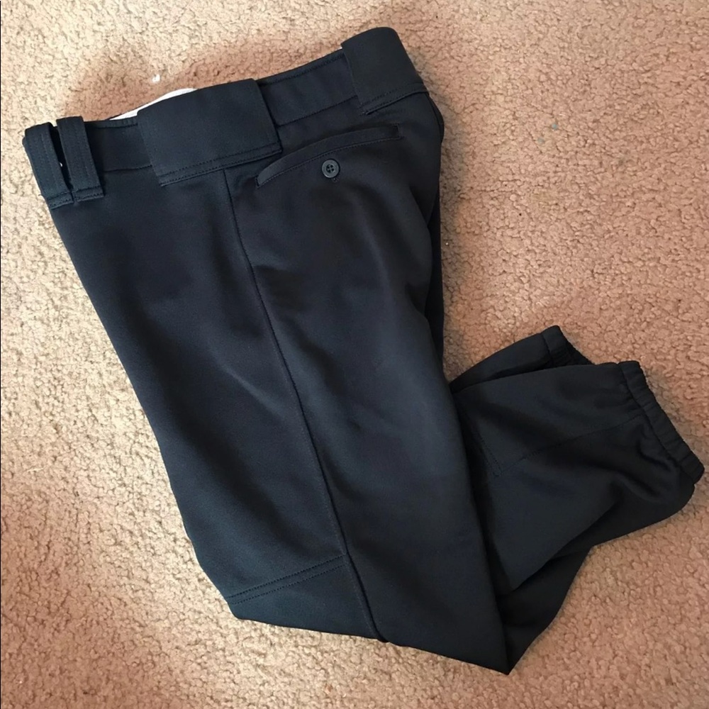 Women’s Small Mizuno Softball Pants