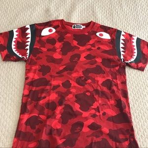 Red. Ape camo tee
