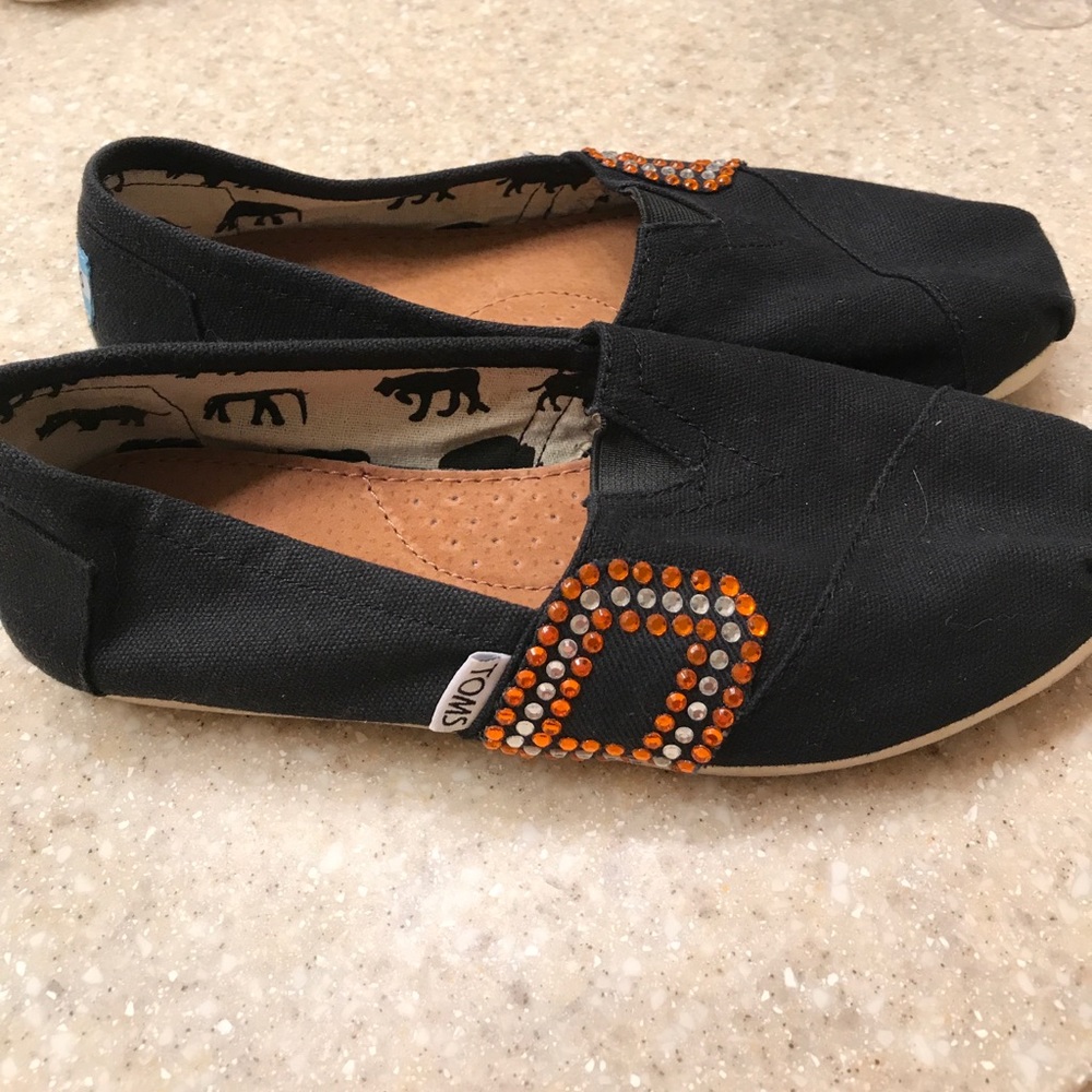 Oklahoma state university (OSU) Toms shoes