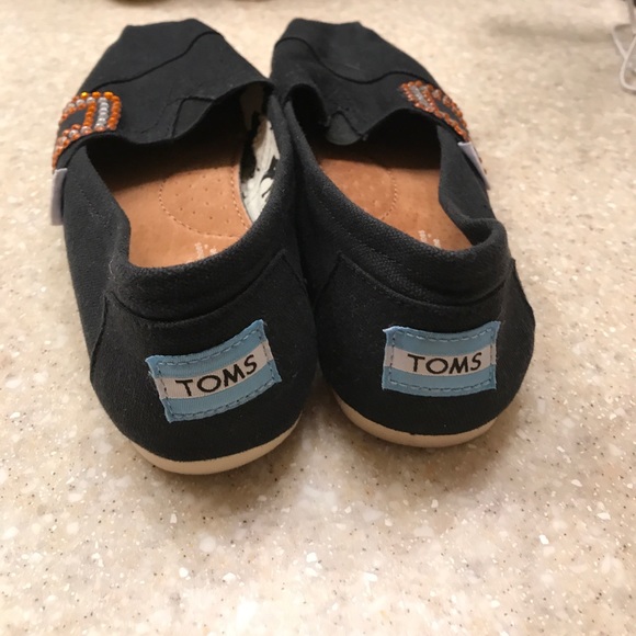 Oklahoma state university (OSU) Toms shoes - Picture 3 of 3
