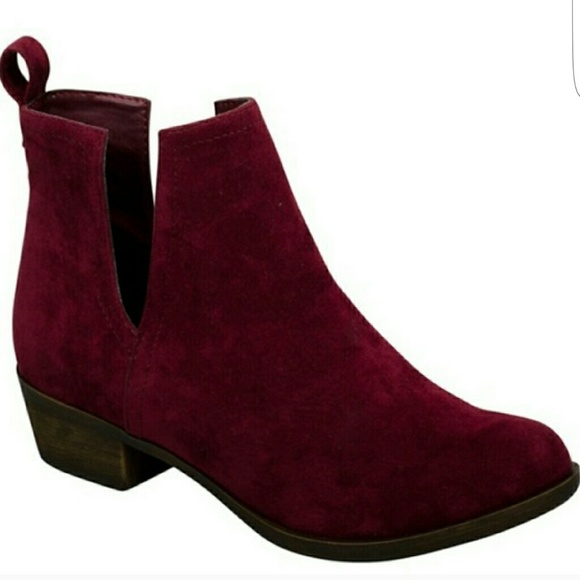 🎉2XHP🎉Booties - Picture 2 of 3