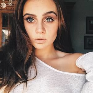 Meet your Posher, Sarah jacqueline