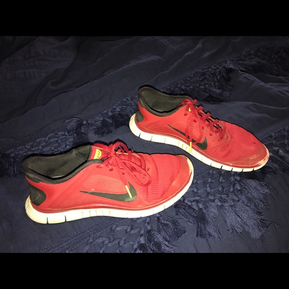 Nike tennis shoes - Picture 1 of 3