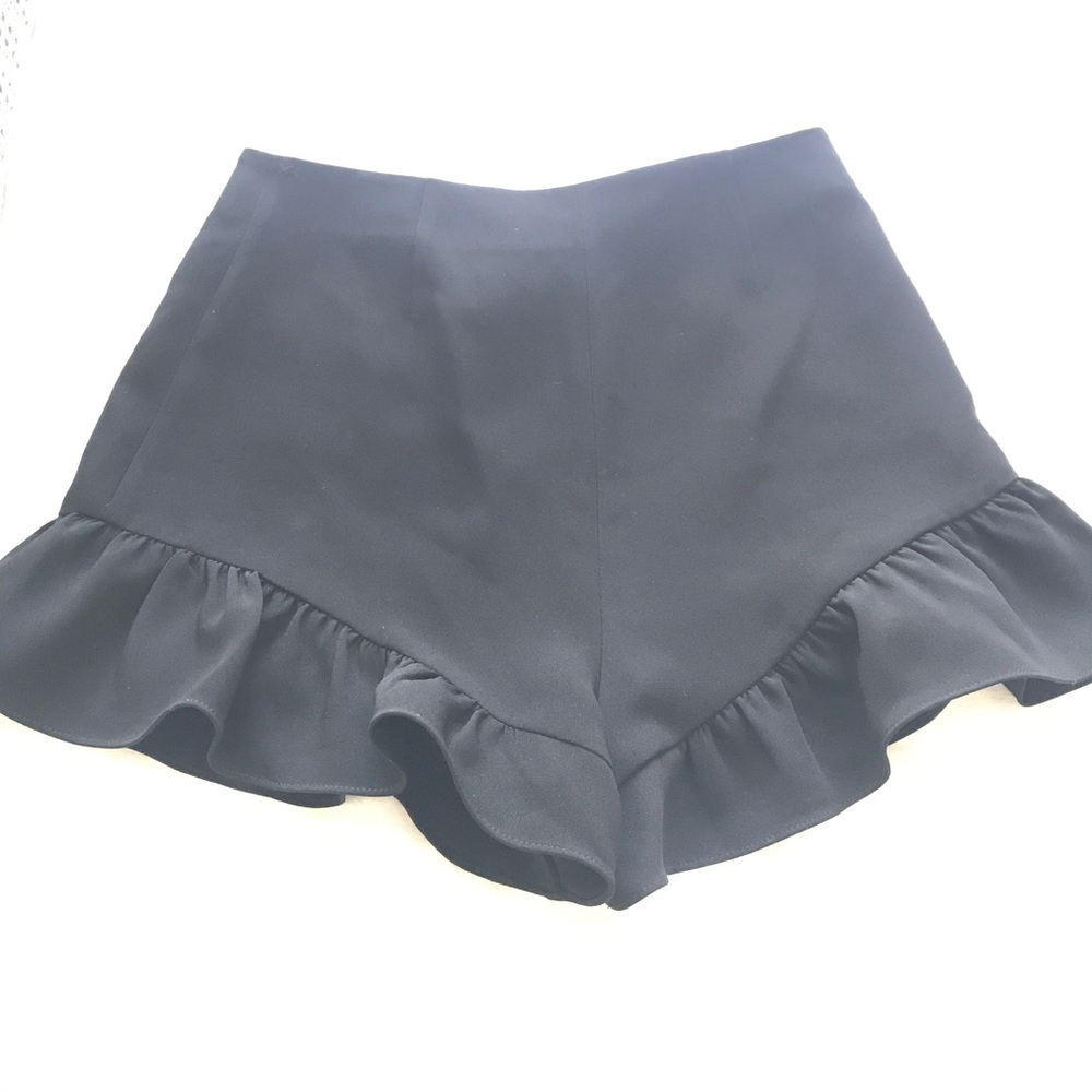 Elizabeth and James 'Kirsten Shorts'