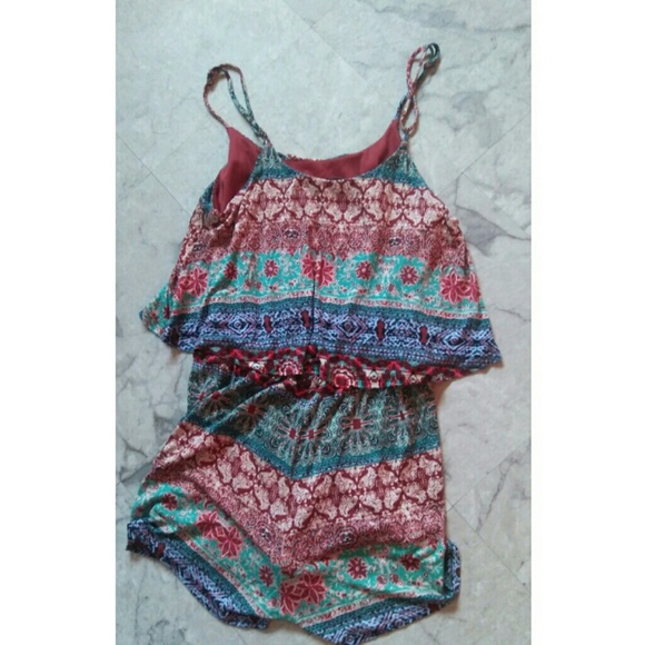 Colorful Romper - Picture 3 of 4