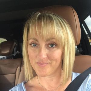 Meet your Posher, Lori