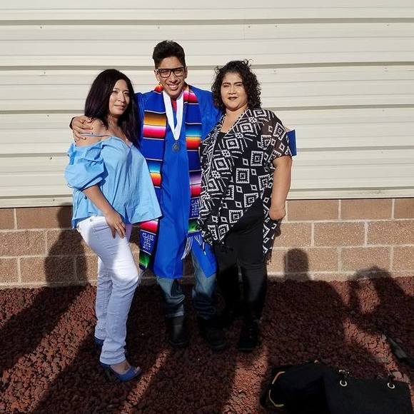 Meet your Posher, Aileen - Picture 1 of 1