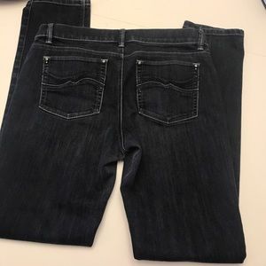 Slim Leg 6R black jeans