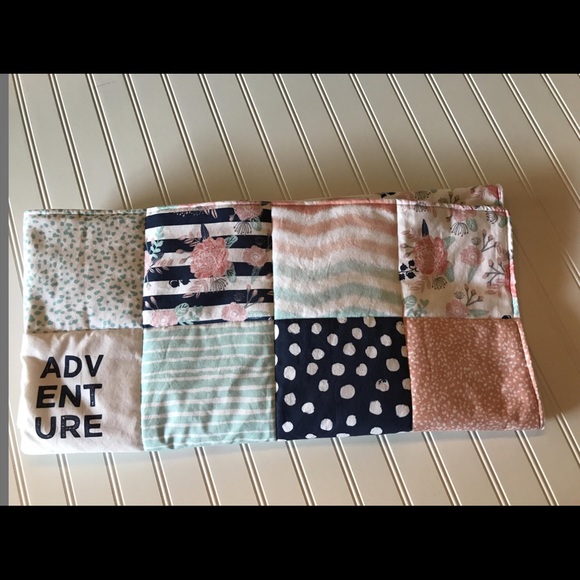 Baby Quilt, baby girl quilt, baby girl bedding - Picture 4 of 5