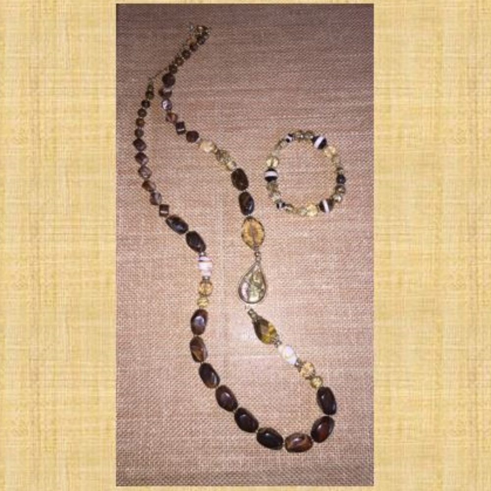 Beaded Necklace + Bracelet Set