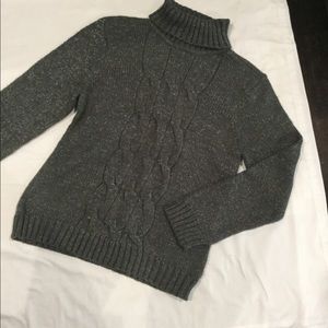 New York & Company gray sweater