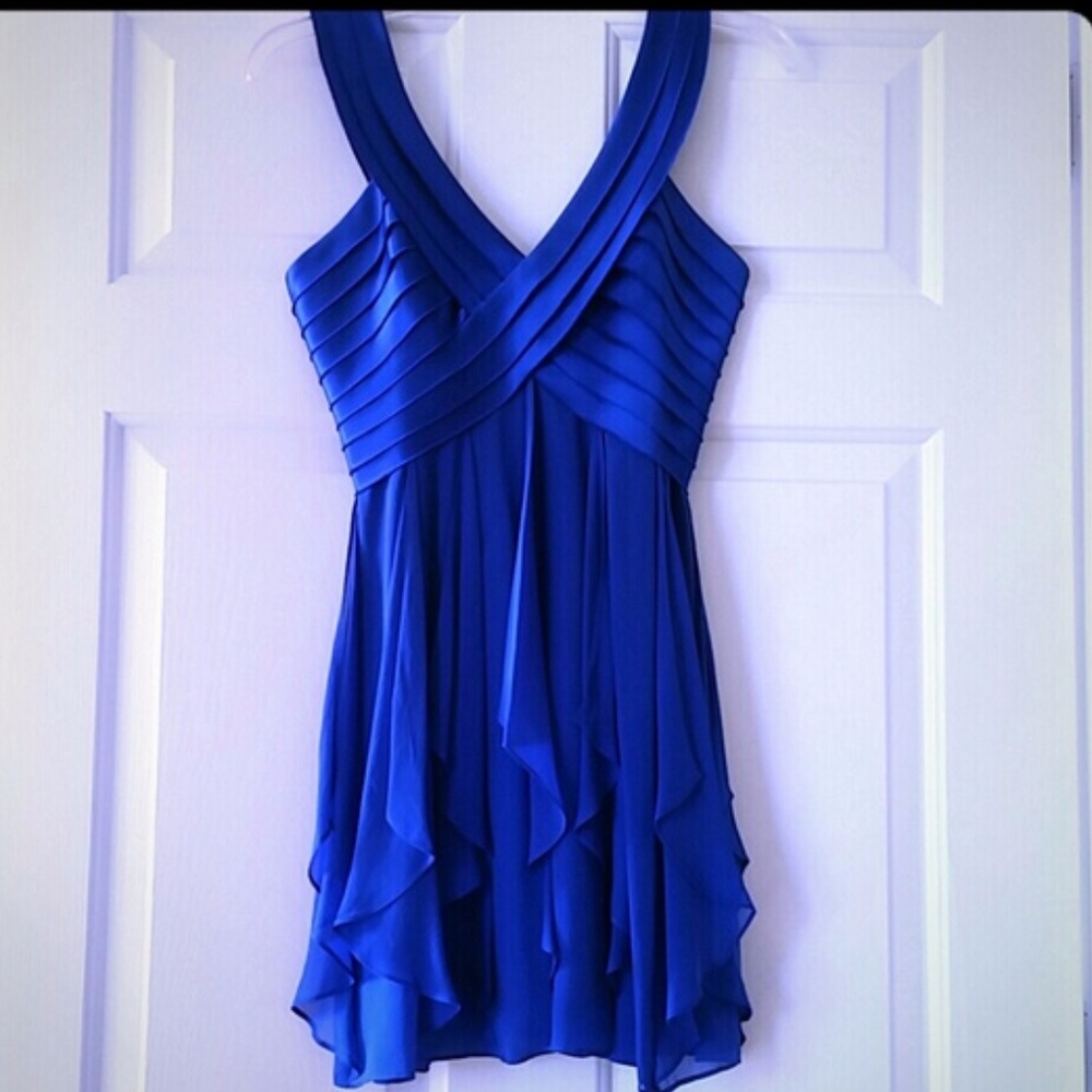 BCBG blue dress perfect for any season