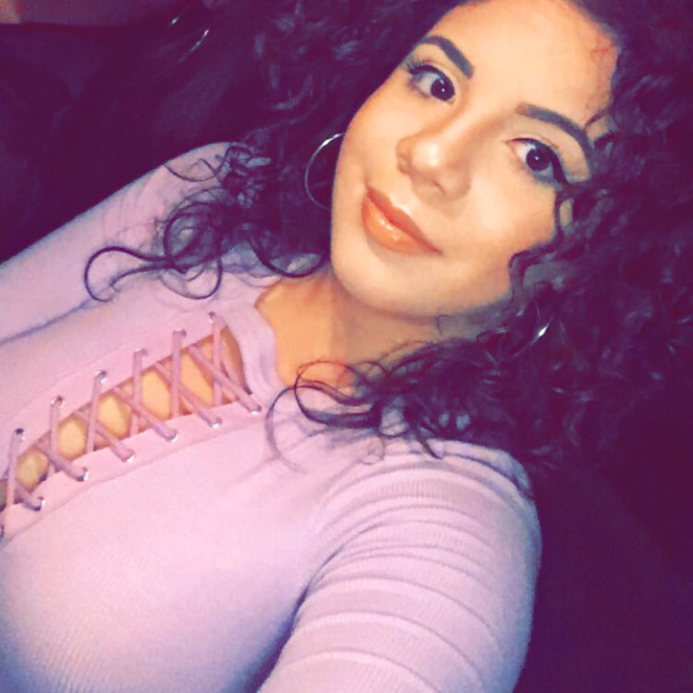 Meet your Posher, Samantha