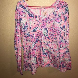 Closet closing Perfect used condition luxletic top
